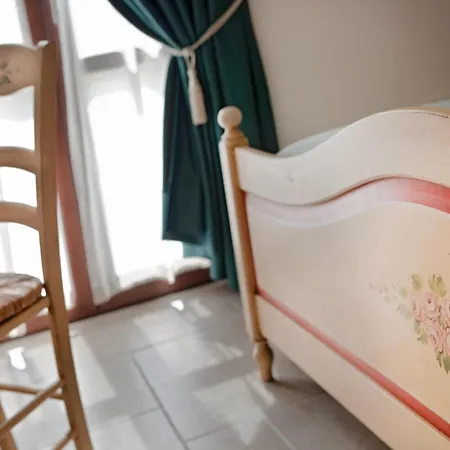 Apartman In With Sea View & Pool Pedaso