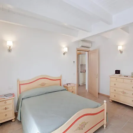 In With Sea View & Pool *